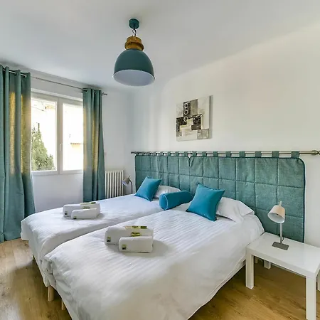Le Papillon 2 Apartment *